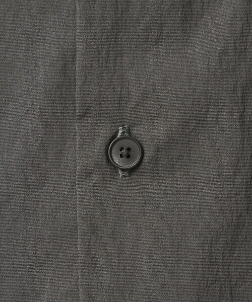 green label relaxing（グリーンレーベルリラクシング）の「WONDER CLOTH ジャストルーズ レギュラーカラー 半袖 シャツ -ストレッチ・接触冷感・吸水速乾-（シャツ/ブラウス・メンズ・モカ/ダークグレー/ブラック・XL/L/M/S）」の17枚目の写真