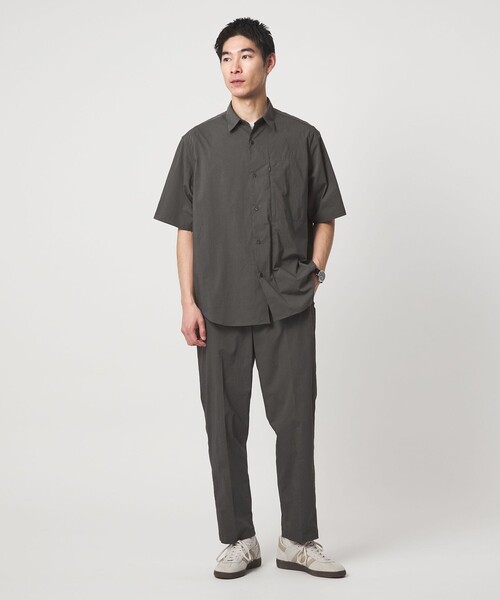 green label relaxing(グリーンレーベルリラクシング)の「WONDER CLOTH ジャストルーズ レギュラーカラー 半袖 シャツ -ストレッチ・接触冷感・吸水速乾-(シャツ/ブラウス・メンズ・モカ/ダークグレー/ブラック・XL/L/M/S)」の20枚目の写真