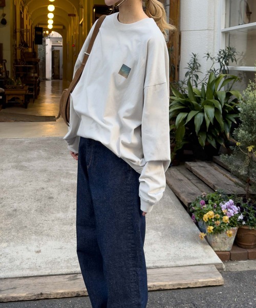 CANAL JEAN(キャナルジーン)の「Twelve12 beach ロングTシャツ(Tシャツ/カットソー・レディース・スミクロ/グレー/ホワイト・LARGE/MEDIUM)」の4枚目の写真