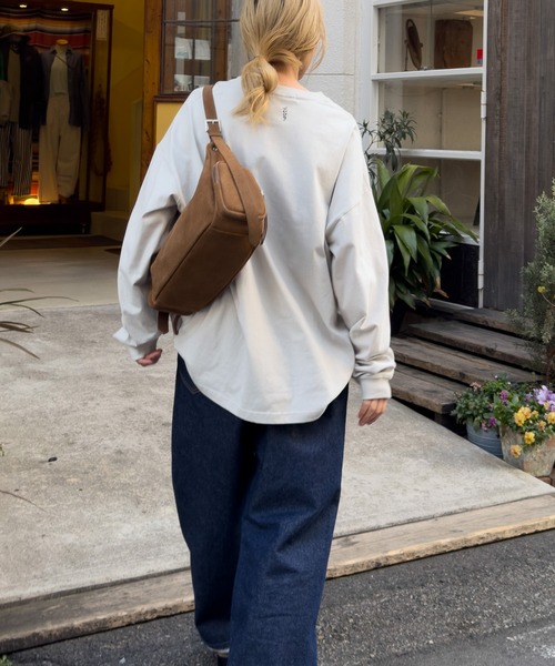 CANAL JEAN(キャナルジーン)の「Twelve12 beach ロングTシャツ(Tシャツ/カットソー・レディース・スミクロ/グレー/ホワイト・LARGE/MEDIUM)」の5枚目の写真