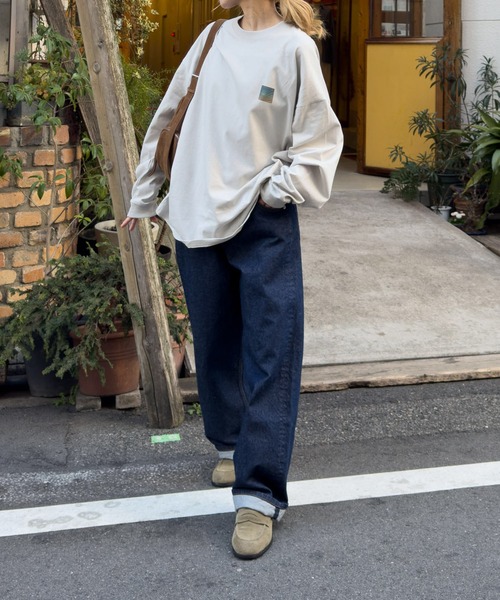 CANAL JEAN(キャナルジーン)の「Twelve12 beach ロングTシャツ(Tシャツ/カットソー・レディース・スミクロ/グレー/ホワイト・LARGE/MEDIUM)」の6枚目の写真