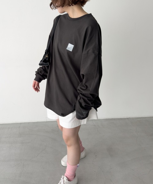 CANAL JEAN(キャナルジーン)の「Twelve12 beach ロングTシャツ(Tシャツ/カットソー・レディース・スミクロ/グレー/ホワイト・LARGE/MEDIUM)」の10枚目の写真