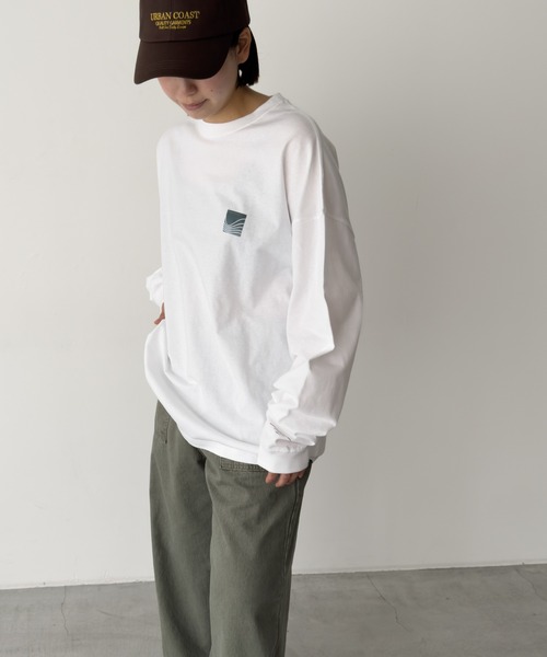 CANAL JEAN(キャナルジーン)の「Twelve12 beach ロングTシャツ(Tシャツ/カットソー・レディース・スミクロ/グレー/ホワイト・LARGE/MEDIUM)」の7枚目の写真