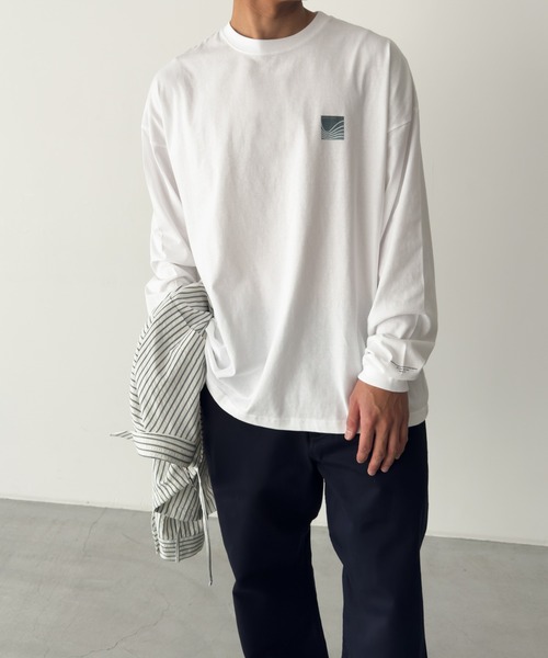 CANAL JEAN(キャナルジーン)の「Twelve12 beach ロングTシャツ(Tシャツ/カットソー・レディース・スミクロ/グレー/ホワイト・LARGE/MEDIUM)」の15枚目の写真