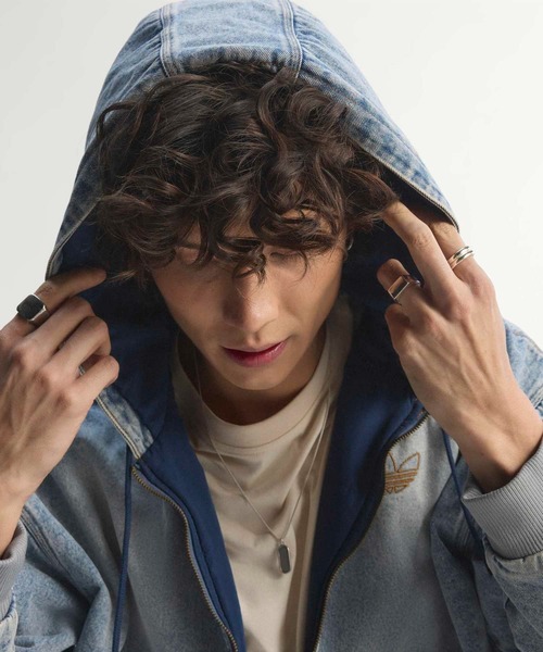 adidas（アディダス）の「デニム パデッド ジャケット / アディダスオリジナルス adidas Originals（デニムジャケット・メンズ・ブルー・LARGE/XX-SMALL/SMALL/X-SMALL/MEDIUM/X-LARGE/XX-LARGE/3XL）」の6枚目の写真