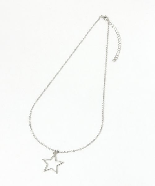 kutir（クティール）の「kutirlune／３連スターネックレス（ネックレス・レディース・シルバー・FREE）」の4枚目の写真