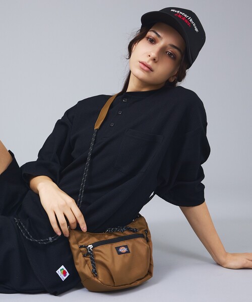 Dickies(ディッキーズ)の「【DICKIES/ディッキーズ】ATHLETIC QUICK SHOULDER / アスレティッククイックショルダーバッグ(ショルダーバッグ・メンズ・ネイビー/ベージュ/グレー/ブラック・フリー)」の18枚目の写真