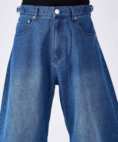 RE730（アールイーセブンサーティー）の「フェザープリント　デニムパンツ（デニムパンツ・メンズ・ブルー/サックスブルー/ブラック・LARGE/MEDIUM）」の14枚目の写真