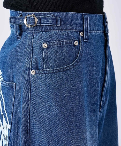 RE730（アールイーセブンサーティー）の「フェザープリント　デニムパンツ（デニムパンツ・メンズ・ブルー/サックスブルー/ブラック・LARGE/MEDIUM）」の15枚目の写真