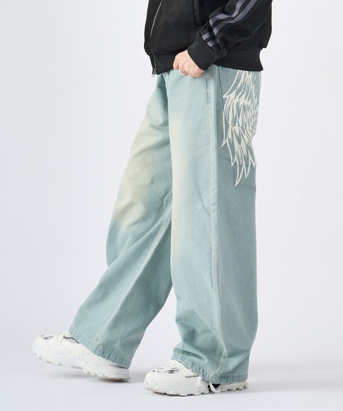 RE730（アールイーセブンサーティー）の「フェザープリント　デニムパンツ（デニムパンツ・メンズ・ブルー/サックスブルー/ブラック・LARGE/MEDIUM）」の5枚目の写真