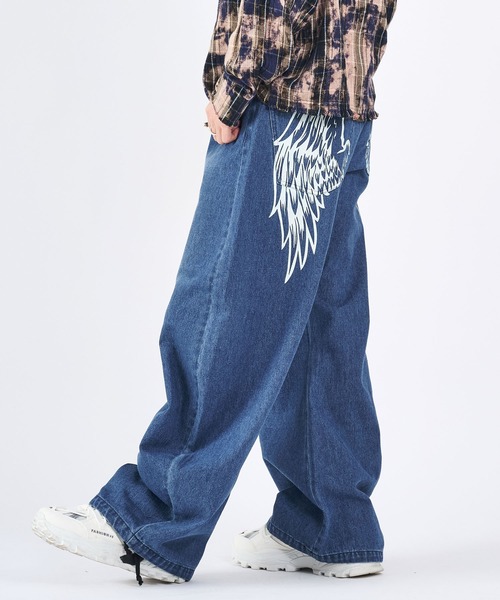 RE730（アールイーセブンサーティー）の「フェザープリント　デニムパンツ（デニムパンツ・メンズ・ブルー/サックスブルー/ブラック・LARGE/MEDIUM）」の9枚目の写真