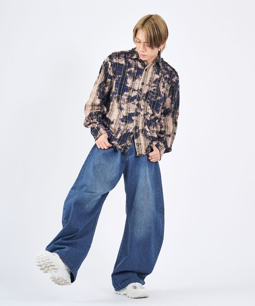 RE730（アールイーセブンサーティー）の「フェザープリント　デニムパンツ（デニムパンツ・メンズ・ブルー/サックスブルー/ブラック・LARGE/MEDIUM）」の22枚目の写真