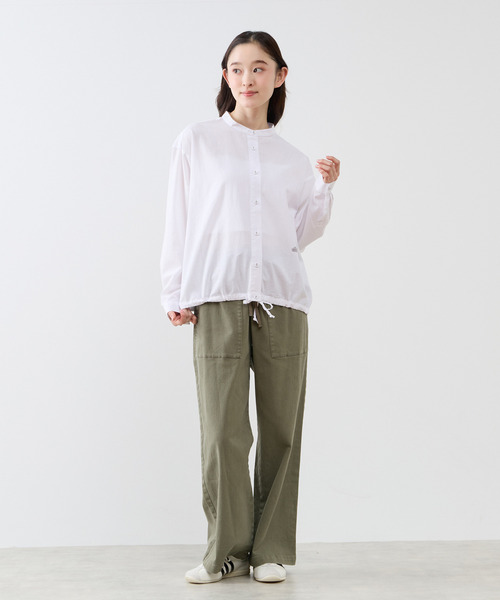 The Duchess Designs(ダッチェス・デザイン)の「《別注》【 The Duchess Designs/ザ ダッチェス デザイン】綿麻裾ドロストシャツ(シャツ/ブラウス・レディース・ブルー/ホワイト/ブラウン/ネイビー・FREE)」の6枚目の写真