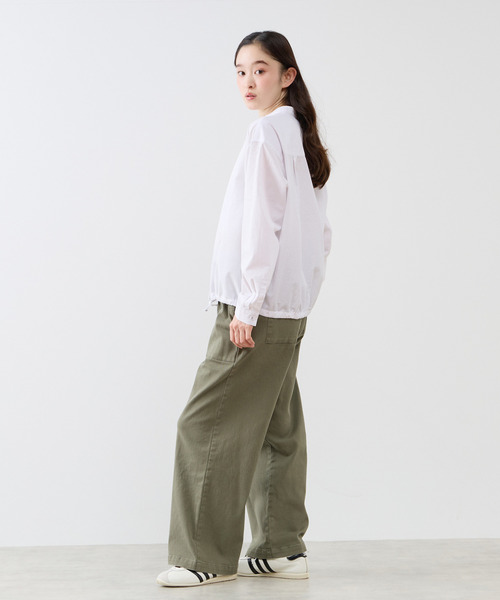 The Duchess Designs(ダッチェス・デザイン)の「《別注》【 The Duchess Designs/ザ ダッチェス デザイン】綿麻裾ドロストシャツ(シャツ/ブラウス・レディース・ブルー/ホワイト/ブラウン/ネイビー・FREE)」の9枚目の写真