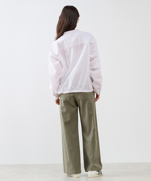 The Duchess Designs(ダッチェス・デザイン)の「《別注》【 The Duchess Designs/ザ ダッチェス デザイン】綿麻裾ドロストシャツ(シャツ/ブラウス・レディース・ブルー/ホワイト/ブラウン/ネイビー・FREE)」の10枚目の写真
