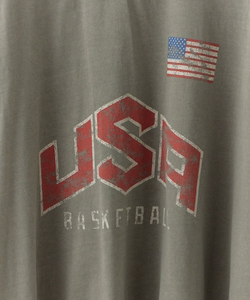 Chick(チック)の「USA Print Oversized Crewneck T-Shirt / USAプリント オーバーサイズ クルーネックTシャツ 2026年 夏 夏服(Tシャツ/カットソー・レディース・ベージュ/グレー・FREE)」の5枚目の写真