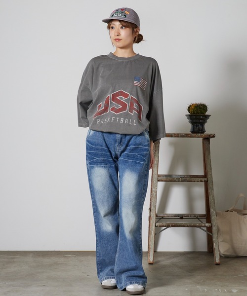 Chick(チック)の「USA Print Oversized Crewneck T-Shirt / USAプリント オーバーサイズ クルーネックTシャツ 2026年 夏 夏服(Tシャツ/カットソー・レディース・ベージュ/グレー・FREE)」の12枚目の写真