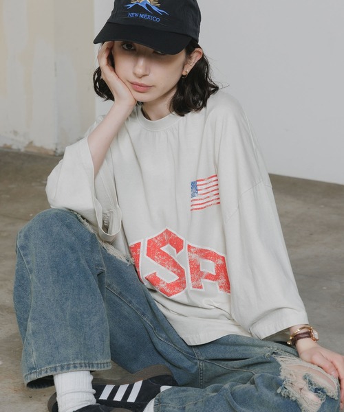 Chick(チック)の「USA Print Oversized Crewneck T-Shirt / USAプリント オーバーサイズ クルーネックTシャツ 2026年 夏 夏服(Tシャツ/カットソー・レディース・ベージュ/グレー・FREE)」の21枚目の写真