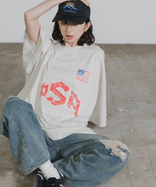 Chick(チック)の「USA Print Oversized Crewneck T-Shirt / USAプリント オーバーサイズ クルーネックTシャツ 2026年 夏 夏服(Tシャツ/カットソー・レディース・ベージュ/グレー・FREE)」の22枚目の写真