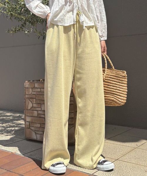 ISOOK(アイスー)の「【ISOOK / アイスー】カラーソフトパンツ / イージーパンツ リラックスパンツ 総ゴム ウエストゴム パステル ペール 黄色 水色 ZOZOTOWN限定(スウェットパンツ・レディース・ブルー/ライトイエロー/ライトグレー/ピンク・FREE)」の1枚目の写真
