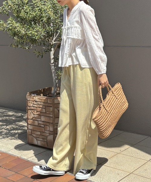 ISOOK(アイスー)の「【ISOOK / アイスー】カラーソフトパンツ / イージーパンツ リラックスパンツ 総ゴム ウエストゴム パステル ペール 黄色 水色 ZOZOTOWN限定(スウェットパンツ・レディース・ブルー/ライトイエロー/ライトグレー/ピンク・FREE)」の18枚目の写真