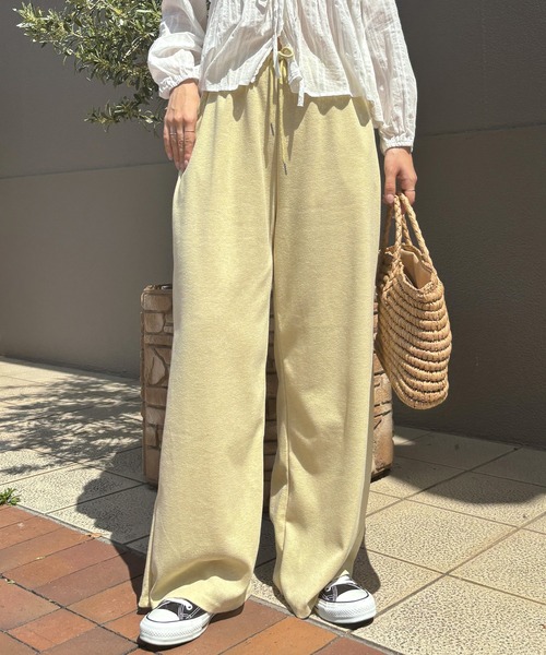 ISOOK(アイスー)の「【ISOOK / アイスー】カラーソフトパンツ / イージーパンツ リラックスパンツ 総ゴム ウエストゴム パステル ペール 黄色 水色 ZOZOTOWN限定(スウェットパンツ・レディース・ブルー/ライトイエロー/ライトグレー/ピンク・FREE)」の21枚目の写真