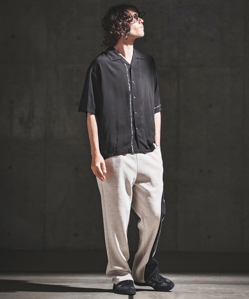 GLIMCLAP(グリムクラップ)の「mhs2617- Graphic Print Open Collar Shirt オープンカラーシャツ(202-046-gls-cg)(シャツ/ブラウス・メンズ・ブラック・S/M/L)」の7枚目の写真