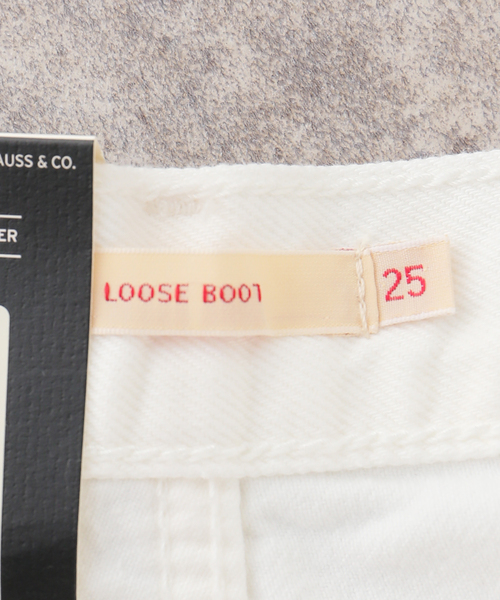 Spick & Span(スピックアンドスパン)の「LEVI'S / リーバイス LOOSE BOOT(デニムパンツ・レディース・ホワイト・27/26/25/24)」の7枚目の写真