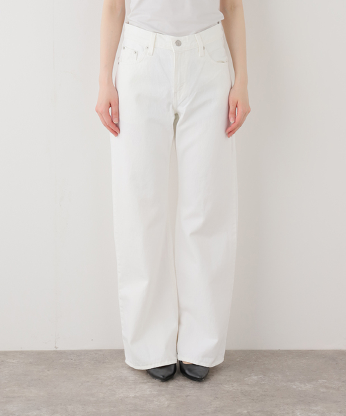 Spick & Span(スピックアンドスパン)の「LEVI'S / リーバイス LOOSE BOOT(デニムパンツ・レディース・ホワイト・27/26/25/24)」の4枚目の写真