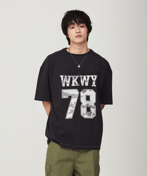 Wacky WiLLy(ワッキーウィリー)の「切り替えタイポ半袖Tシャツチャコール(Tシャツ/カットソー・レディース・その他・SMALL/MEDIUM/LARGE/X-LARGE)」の1枚目の写真