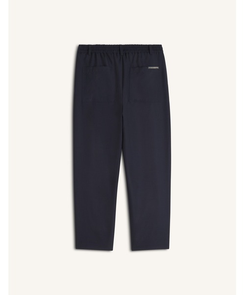 Maison Kitsune（メゾンキツネ）の「CROPPED PLEATED PANTS（その他パンツ・メンズ・ネイビー・44/42/40/38/36）」の2枚目の写真