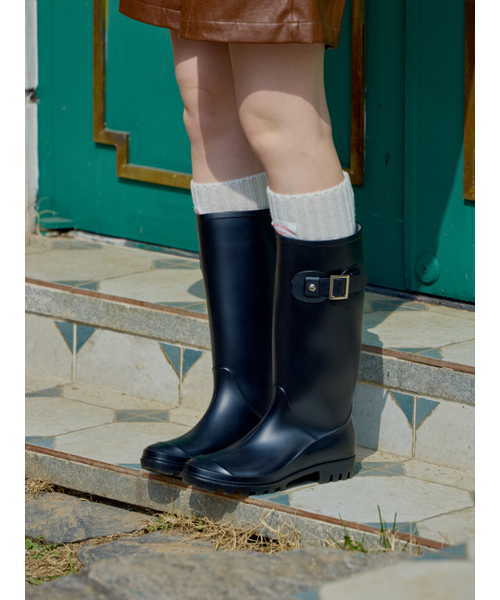 APTO(アプト)の「リエット レインブーツ AFSB001(レインシューズ・レディース・ブラック・23cm/23.5cm/24cm/24.5cm/25cm)」の2枚目の写真