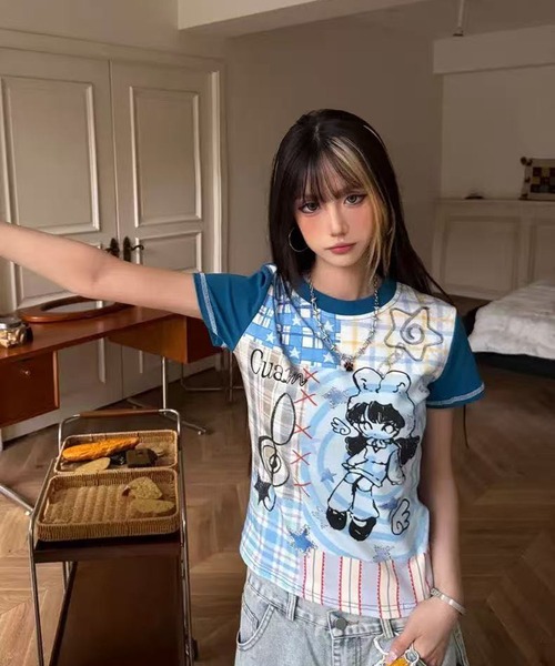 AsheKsha(アシクシャ)の「プリント配色半袖Tシャツ(Tシャツ/カットソー・レディース・ブルー・M)」の9枚目の写真