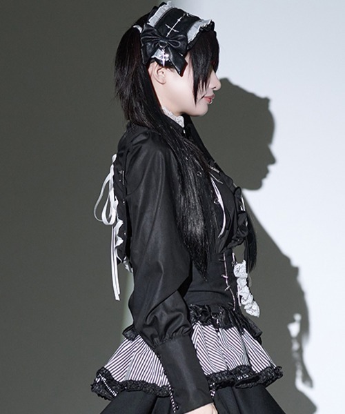 Grrr the Lipper(ガルルザリッパー)の「『Grrr the Lipper/ガルル・ザ・リッパー』御棘嬢園レムネちゃんのブラウス(シャツ/ブラウス・レディース・ブラック/ブラック×レッド・FREE)」の4枚目の写真