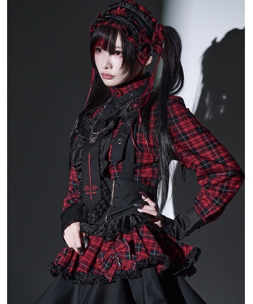 Grrr the Lipper(ガルルザリッパー)の「『Grrr the Lipper/ガルル・ザ・リッパー』御棘嬢園レムネちゃんのブラウス(シャツ/ブラウス・レディース・ブラック/ブラック×レッド・FREE)」の13枚目の写真