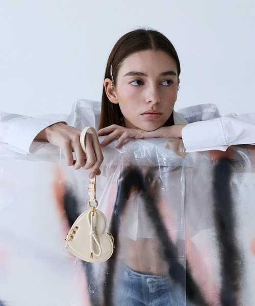 小物・アクセサリー REI Rey レイ ハートチャーム（キーホルダー）｜CHARLES & KEITH