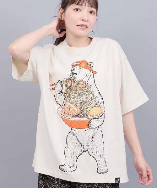 チチカカ(チチカカ)の「go slow caravan USAコットン豪快盛りラーメンクマT(Tシャツ/カットソー・レディース・イエロー/アイボリー/ネイビー・MEDIUM/LARGE)」の2枚目の写真