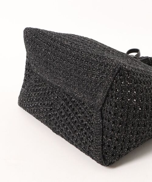 MARC JACOBS(マークジェイコブス)の「【NEW】THE CROCHET MINI SACK BAG/ザ クロシェ ミニ サック バッグ(かごバッグ・レディース・ゴールド系その他6/クリア・ONE SIZE)」の15枚目の写真