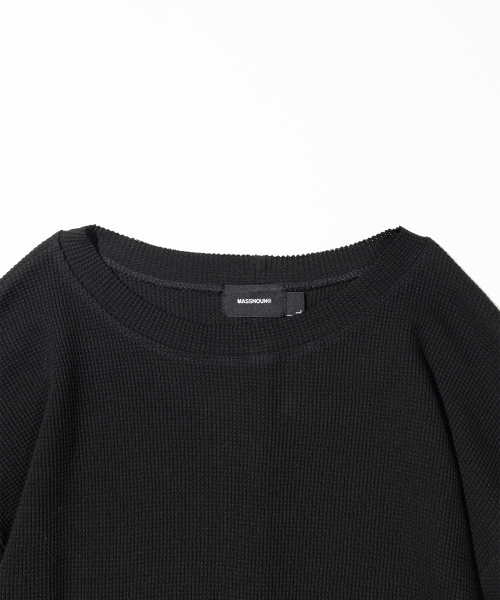 MASSNOUN(マスノウン)の「ワッフルカットディバイドボートネックロングスリーブMSSLS002-BK(Tシャツ/カットソー・レディース・その他・MEDIUM/LARGE)」の3枚目の写真