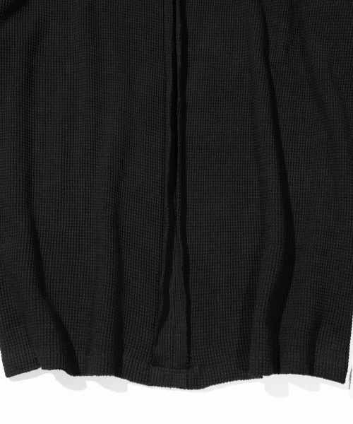 MASSNOUN(マスノウン)の「ワッフルカットディバイドボートネックロングスリーブMSSLS002-BK(Tシャツ/カットソー・レディース・その他・MEDIUM/LARGE)」の6枚目の写真
