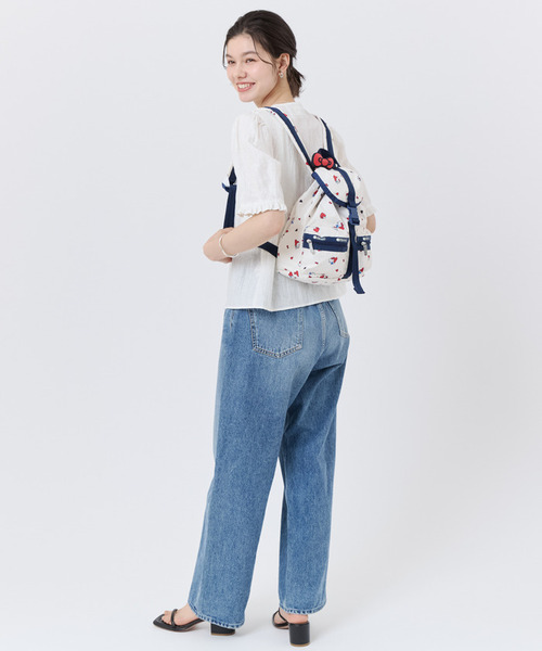 LeSportsac(レスポートサック)の「【LeSportsac×Hello Kitty】SMALL VOYAGER ハートトゥハート(バックパック/リュック・レディース・ホワイト・FREE)」の9枚目の写真