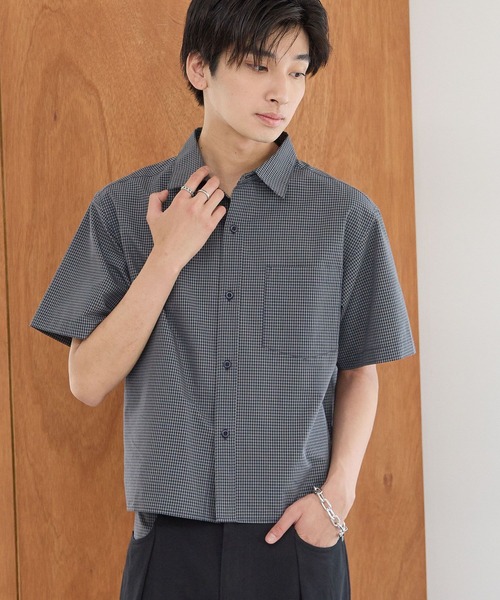 PBLIM(ページボーイリム)の「《UNISEX》チェッククロップドシャツ(シャツ/ブラウス・レディース・ネイビー/ブルー・FREE)」の1枚目の写真