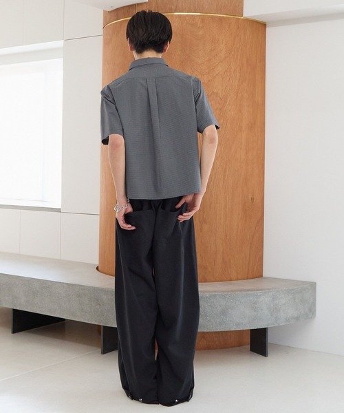 PBLIM(ページボーイリム)の「《UNISEX》チェッククロップドシャツ(シャツ/ブラウス・レディース・ネイビー/ブルー・FREE)」の8枚目の写真