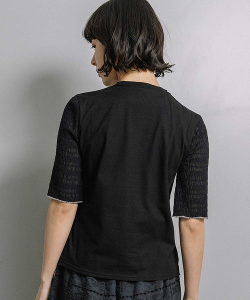 MARECHAL TERRE(マルシャルテル)の「【接触冷感】シアーインナートップス(Tシャツ/カットソー・レディース・ブラック/オフホワイト/セージグリーン/ネイビー/ダークブラウン・MEDIUM)」の15枚目の写真