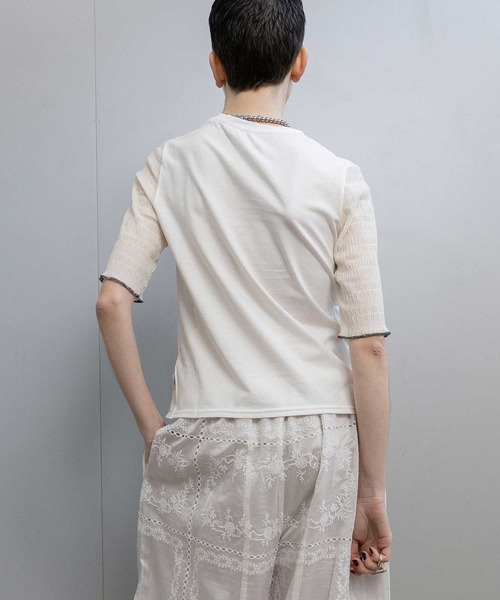 MARECHAL TERRE(マルシャルテル)の「【接触冷感】シアーインナートップス(Tシャツ/カットソー・レディース・ブラック/オフホワイト/セージグリーン/ネイビー/ダークブラウン・MEDIUM)」の9枚目の写真