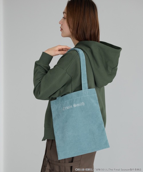 earth music&ecology(アースミュージックアンドエコロジー)の「進撃の巨人 コーデュロイトートバッグ(トートバッグ・レディース・パープル/ライトブルー/グリーン/イエロー/ブルー/レッド・FREE)」の3枚目の写真