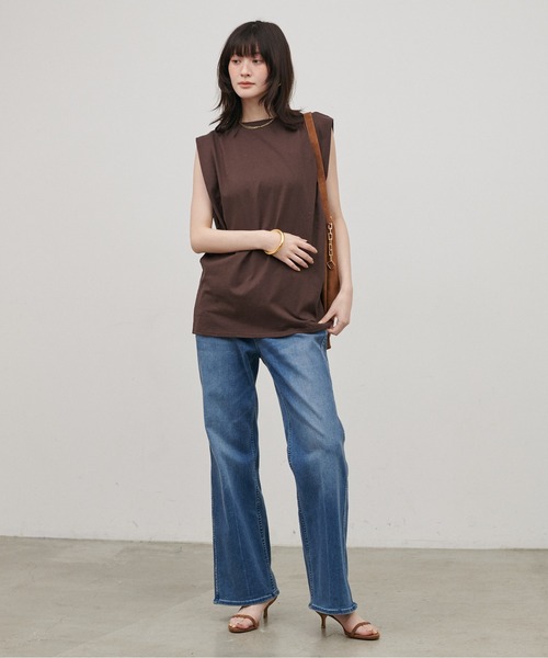 LARUTA(ラルータ)の「【LARUTA】天竺ショルダータックプルオーバー(Tシャツ/カットソー・レディース・オフホワイト/イエロー/ブラウン/ブラック・FREE)」の19枚目の写真