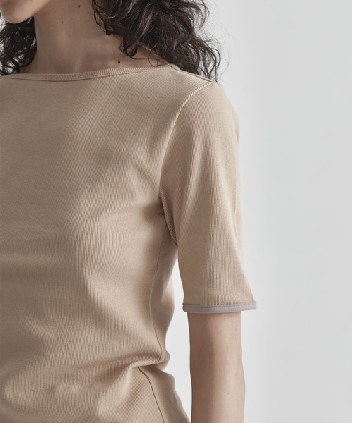 THE TOKYO(ザトウキョウ)の「【THE TOKYO/ザトウキョウ】Boat Neck Rib Top/ボートネックリブトップス(Tシャツ/カットソー・レディース・ブラック/ベージュ/ホワイト/グレー・FREE)」の5枚目の写真