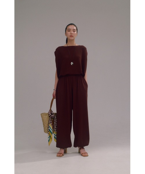 AZUL by moussy(アズールバイマウジー)の「【身長/骨格別着用画像あり】【セットアップ対応】ニットリラックスバルーンパンツ 春服 夏服 秋服 ルーズ サマーニット(スラックス・レディース・ブラウン/ブラック・SMALL/MEDIUM)」の18枚目の写真