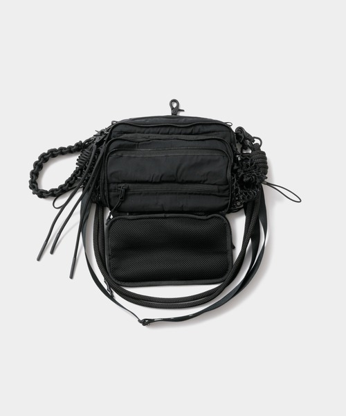 beautiful people(ビューティフルピープル)の「over engineering box pouch bag(ショルダーバッグ・レディース・ブラック・FREE)」の5枚目の写真